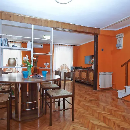 House Andrea 1869 *