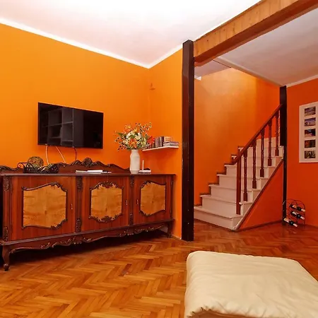 Сasa de vacaciones House Andrea 1869 *